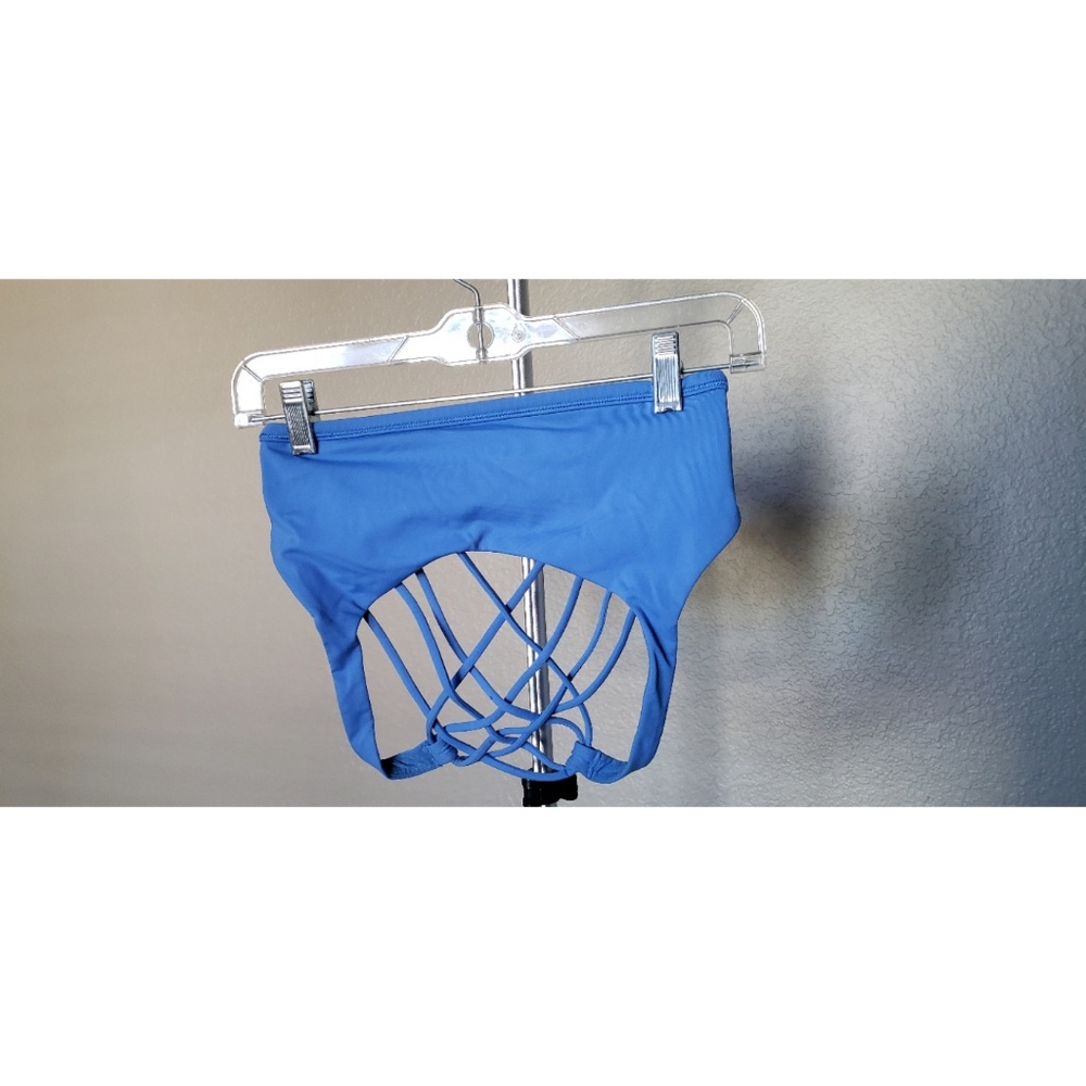 SportsBra
